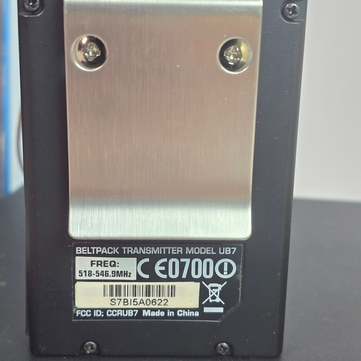 Samson Synth Seven UHF Wireless Earset System With SE10 Microphone & UB7 Beltpack Transmitter For Clear Professional Audio