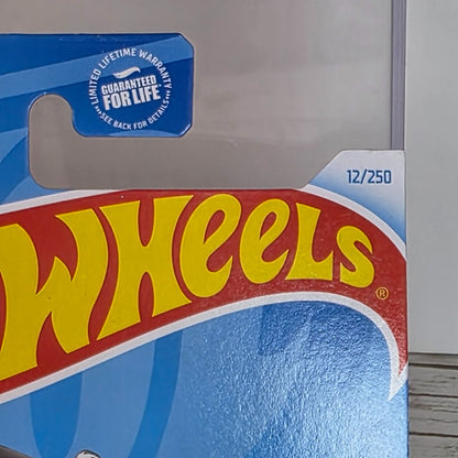 Hot Wheels Factory Fresh Ford GT40 White Die-Cast Car 1:64 Scale Collectible Model