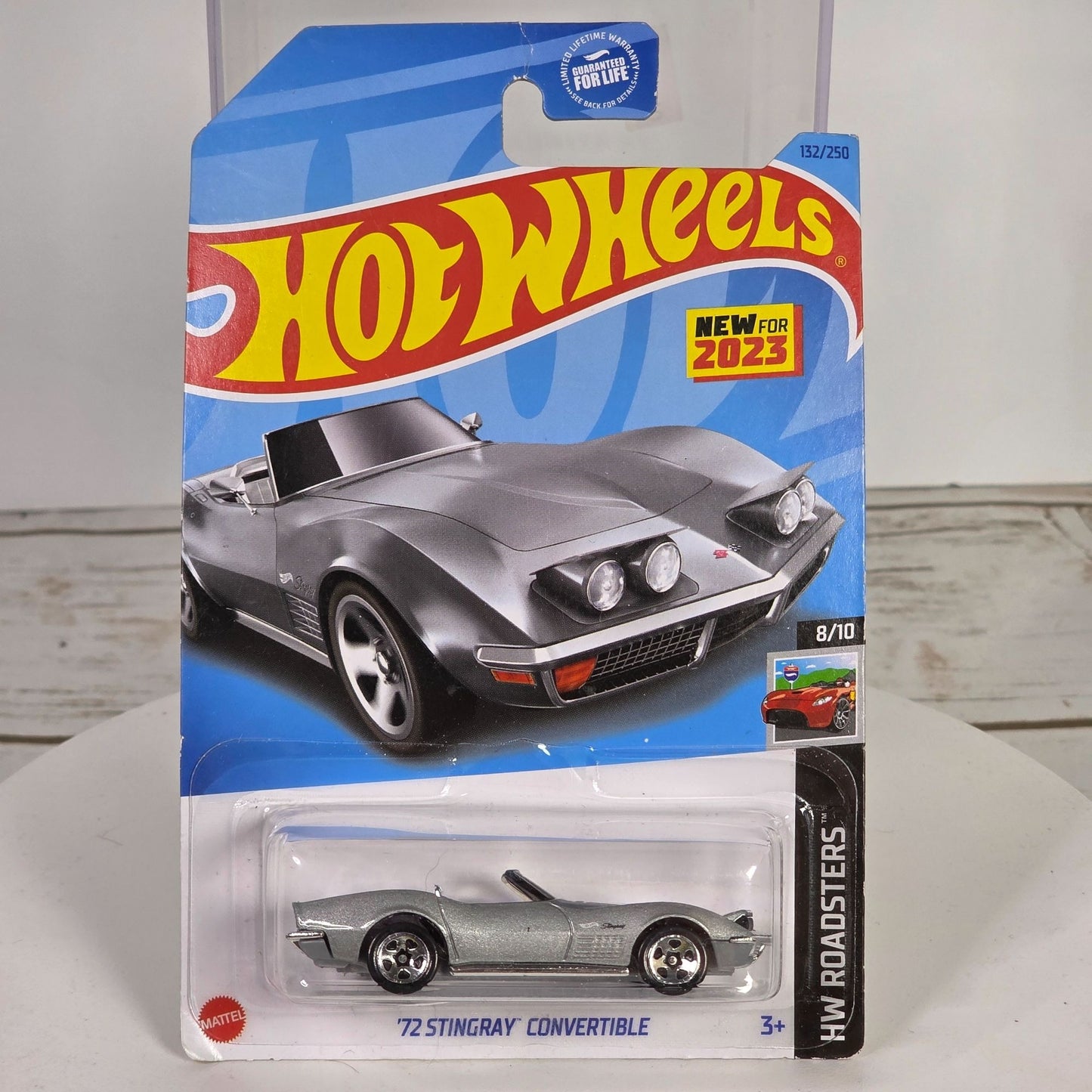 Hot Wheels 72 Stingray Convertible Model 132/250