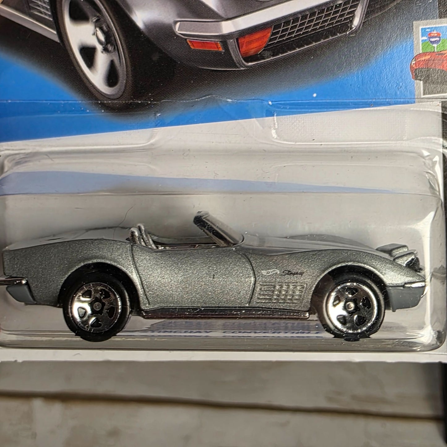 Hot Wheels 72 Stingray Convertible Model 132/250