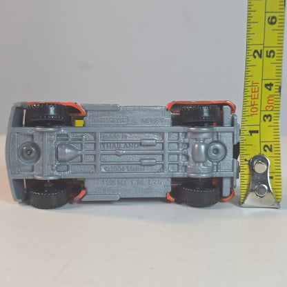 Matchbox 2005 Tow Truck MBX Series Diecast Model