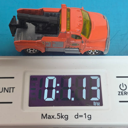 Matchbox 2005 Tow Truck MBX Series Diecast Model