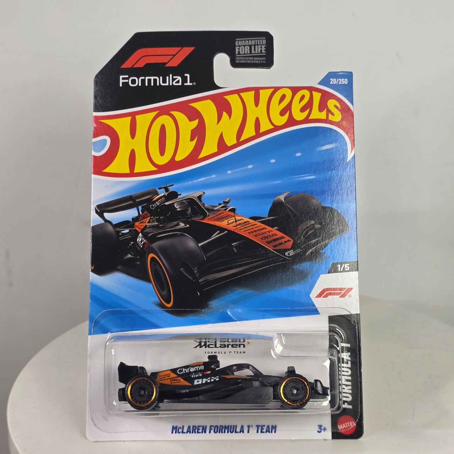 Hot Wheels F1 FORMULA 1 TEAM 1/5 MCLAREN #20/250 Diecast NEW SEALED