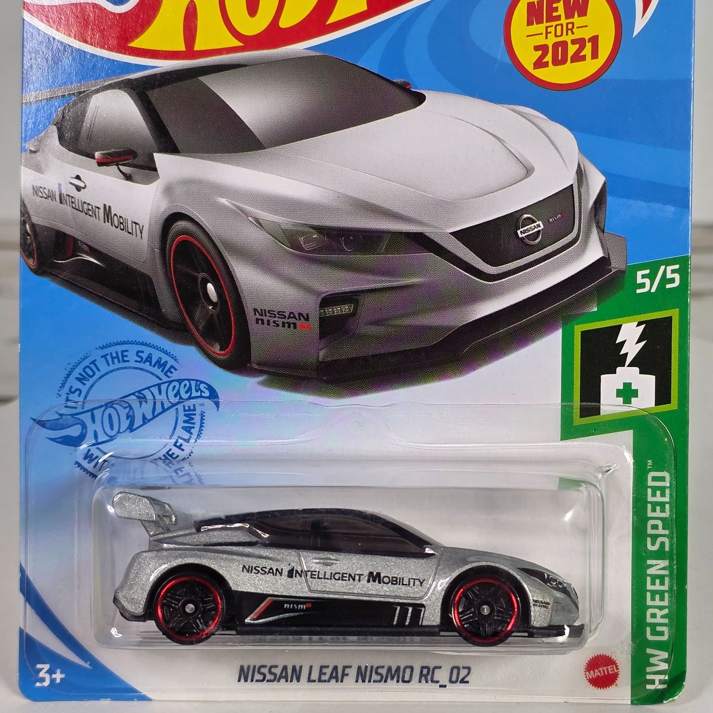Hot Wheels Nissan Leaf Nismo RC_02 Die-Cast Car New For 2021