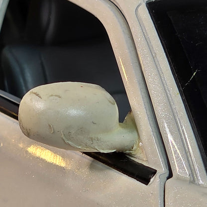 2006 Dodge Magnum Pearl White 1/24 Jada Dub City Kustoms Collectible Model Car