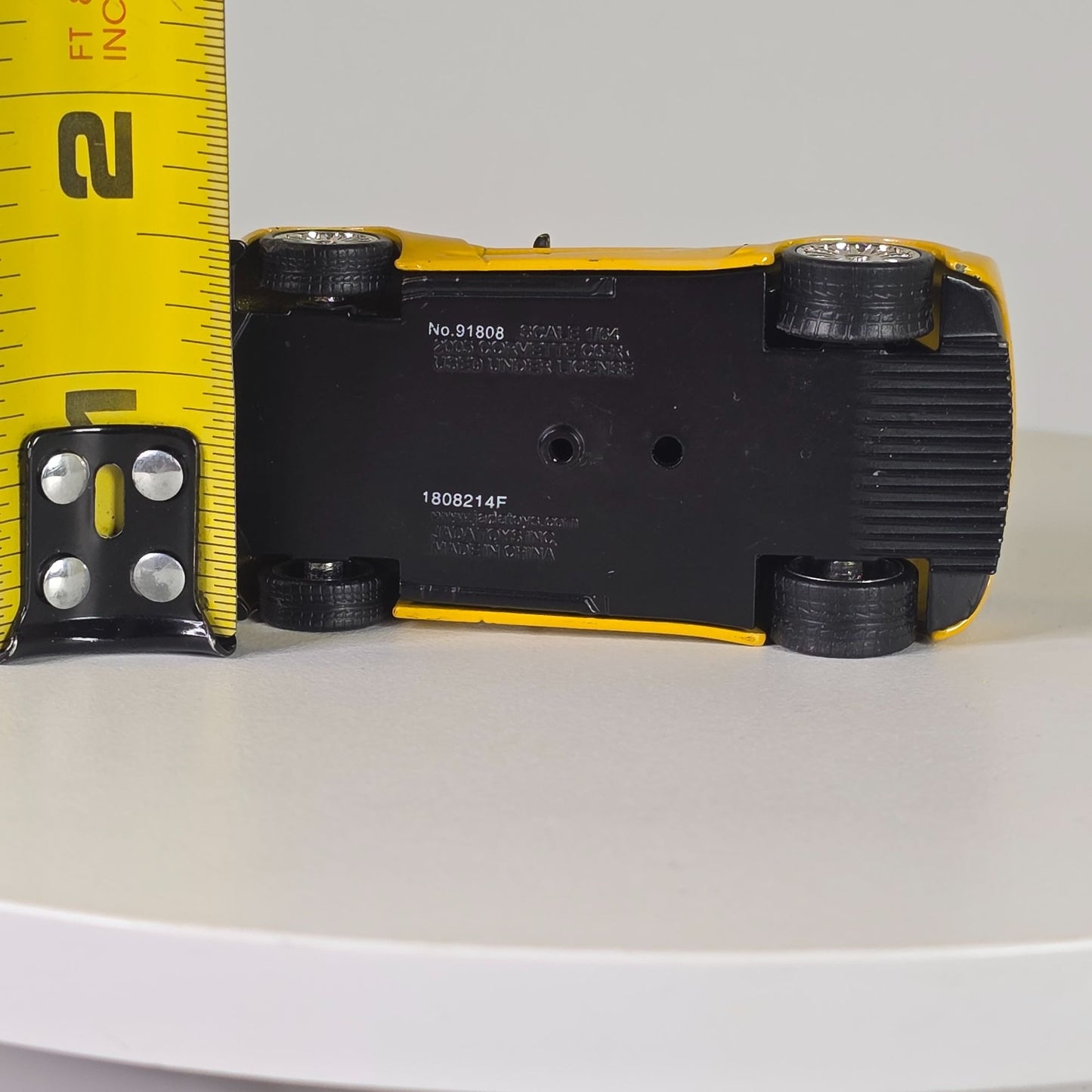 Jada Toys 2005 Chevrolet Corvette Yellow Die-Cast Model Car