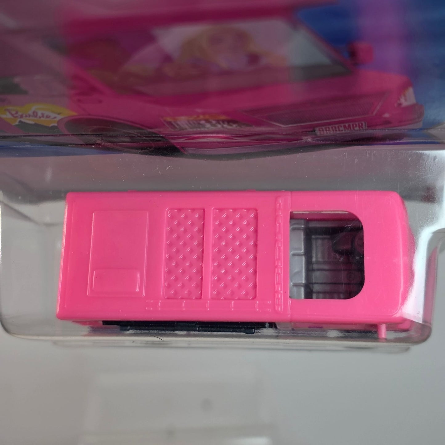 Hot Wheels 2026 Case B Mainline Barbie Dream Camper Long Card