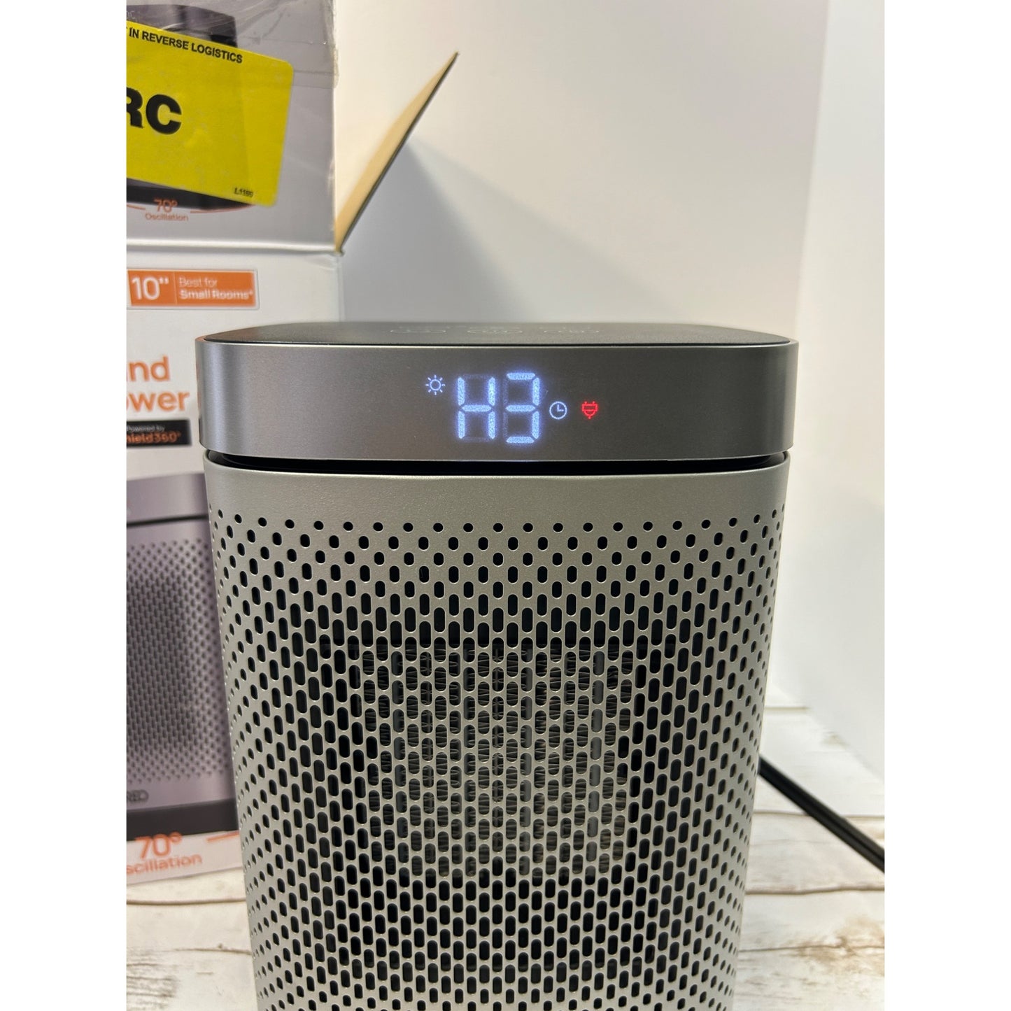 Dreo 1500W PTC Ceramic Heater With Oscillation & LED Display For Indoor Use