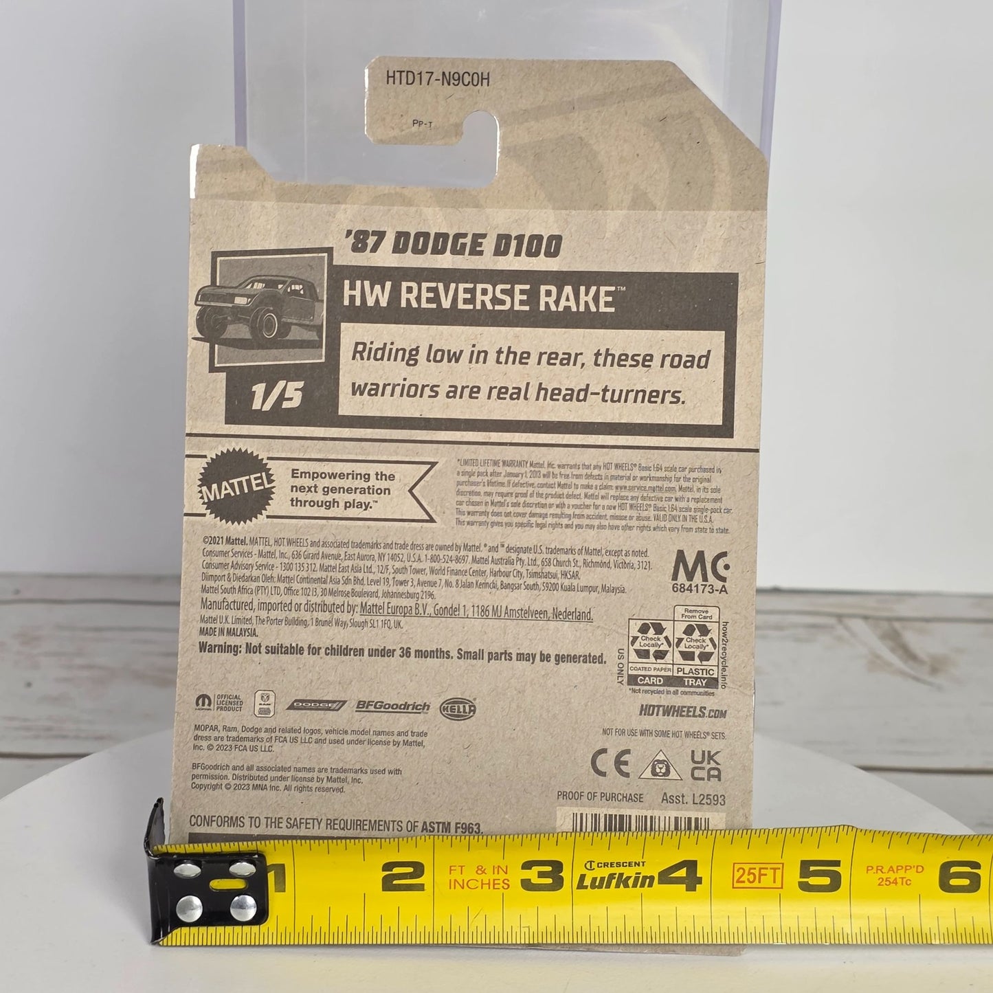 Hot Wheels 87 Dodge D100 Die-Cast Car Truck 38/250 Blue