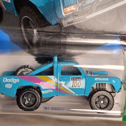 Hot Wheels 87 Dodge D100 Die-Cast Car Truck 38/250 Blue