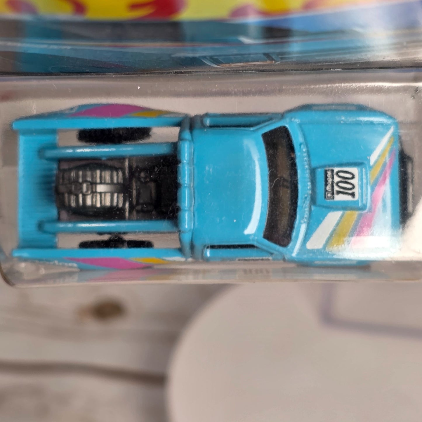 Hot Wheels 87 Dodge D100 Die-Cast Car Truck 38/250 Blue