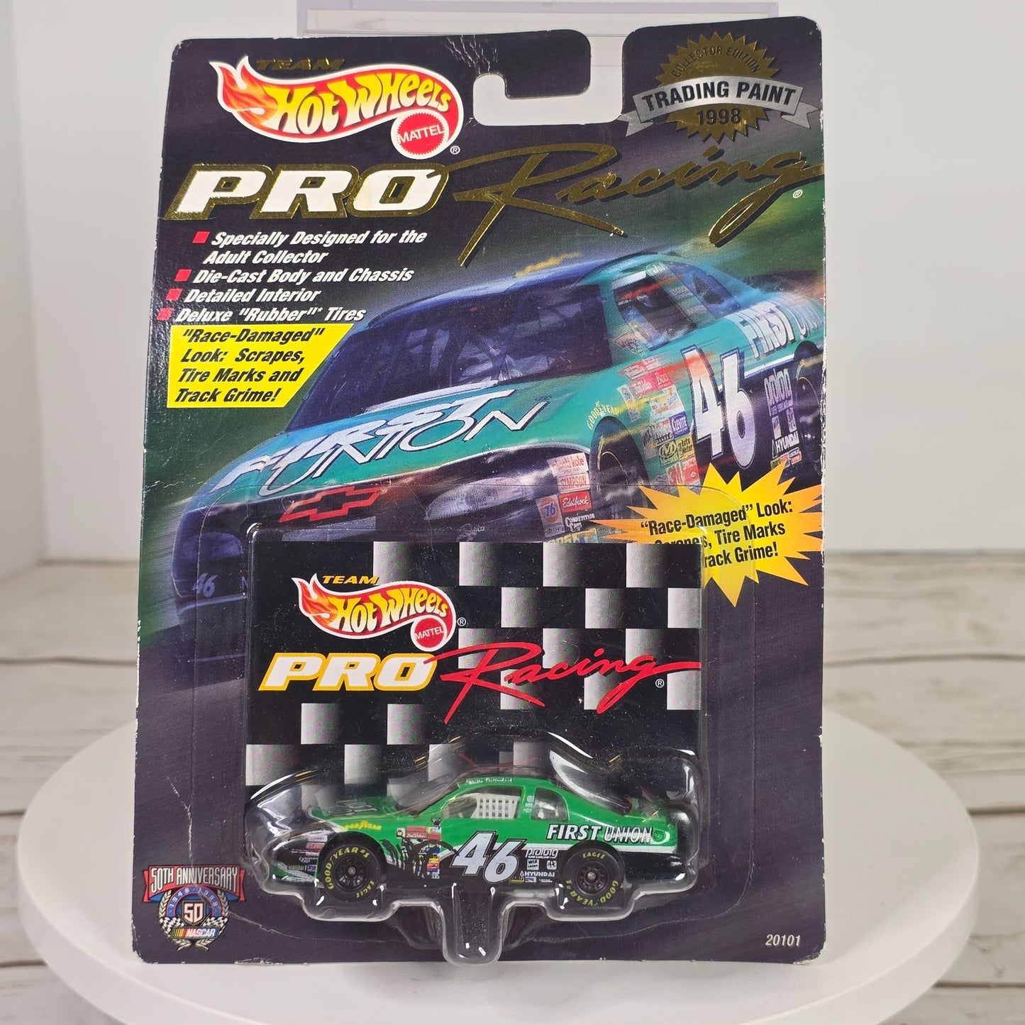 Hot Wheels Pro Racing 1998 Collector Edition Die-Cast Car #46 Trading Paint Series