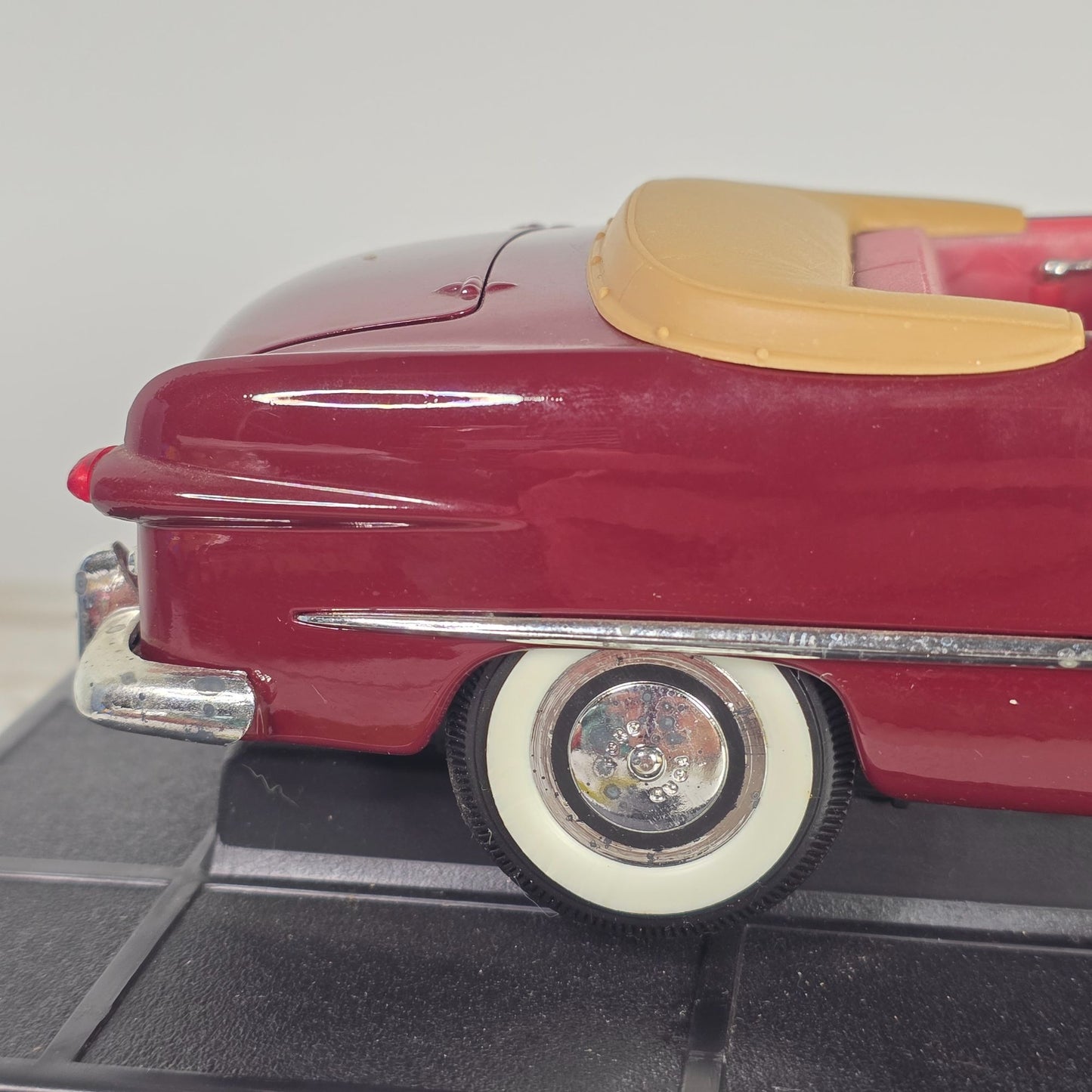 1949 Ford Convertible Diecast Model Car 1:18 Scale By MIRA With Box