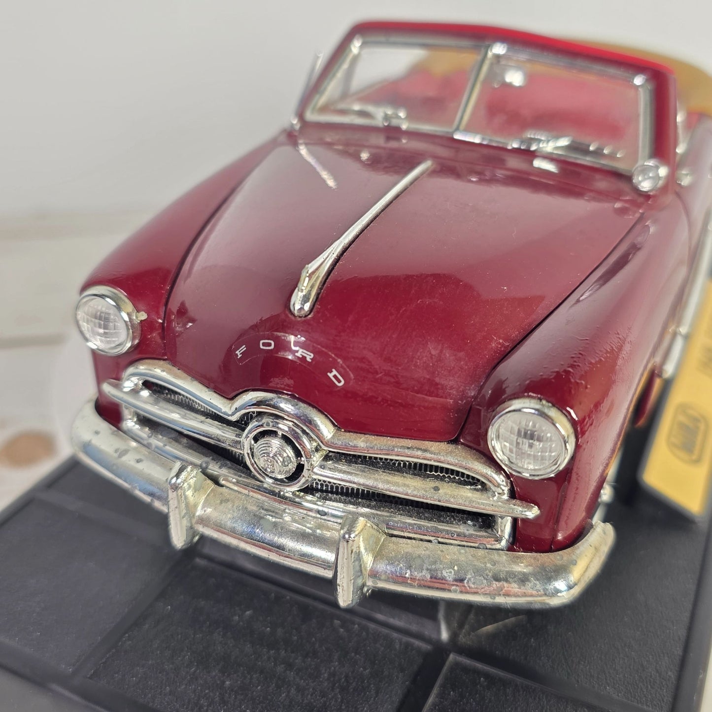 1949 Ford Convertible Diecast Model Car 1:18 Scale By MIRA With Box