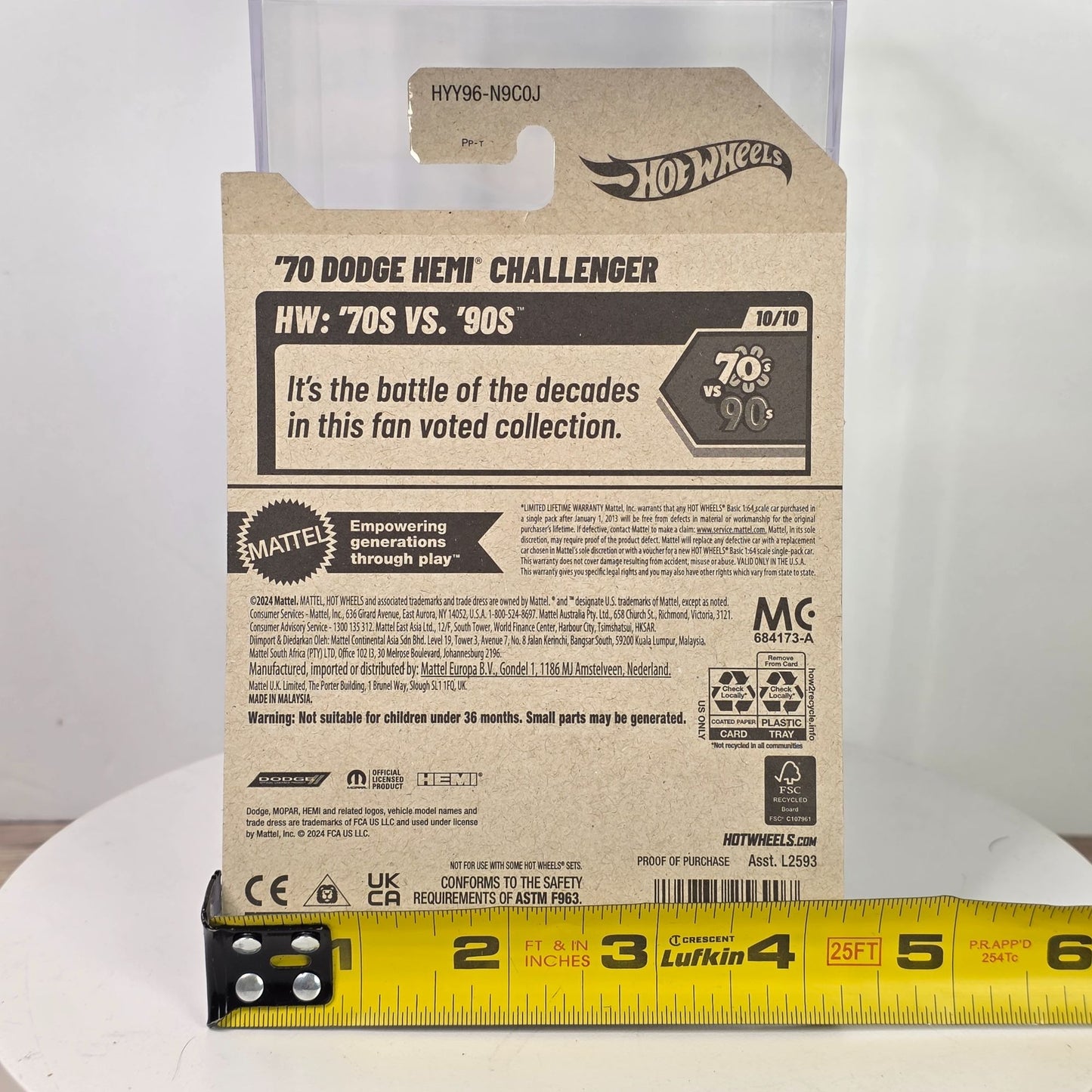 Hot Wheels 70 Dodge Hemi Challenger Purple 164/250 Die-Cast Car