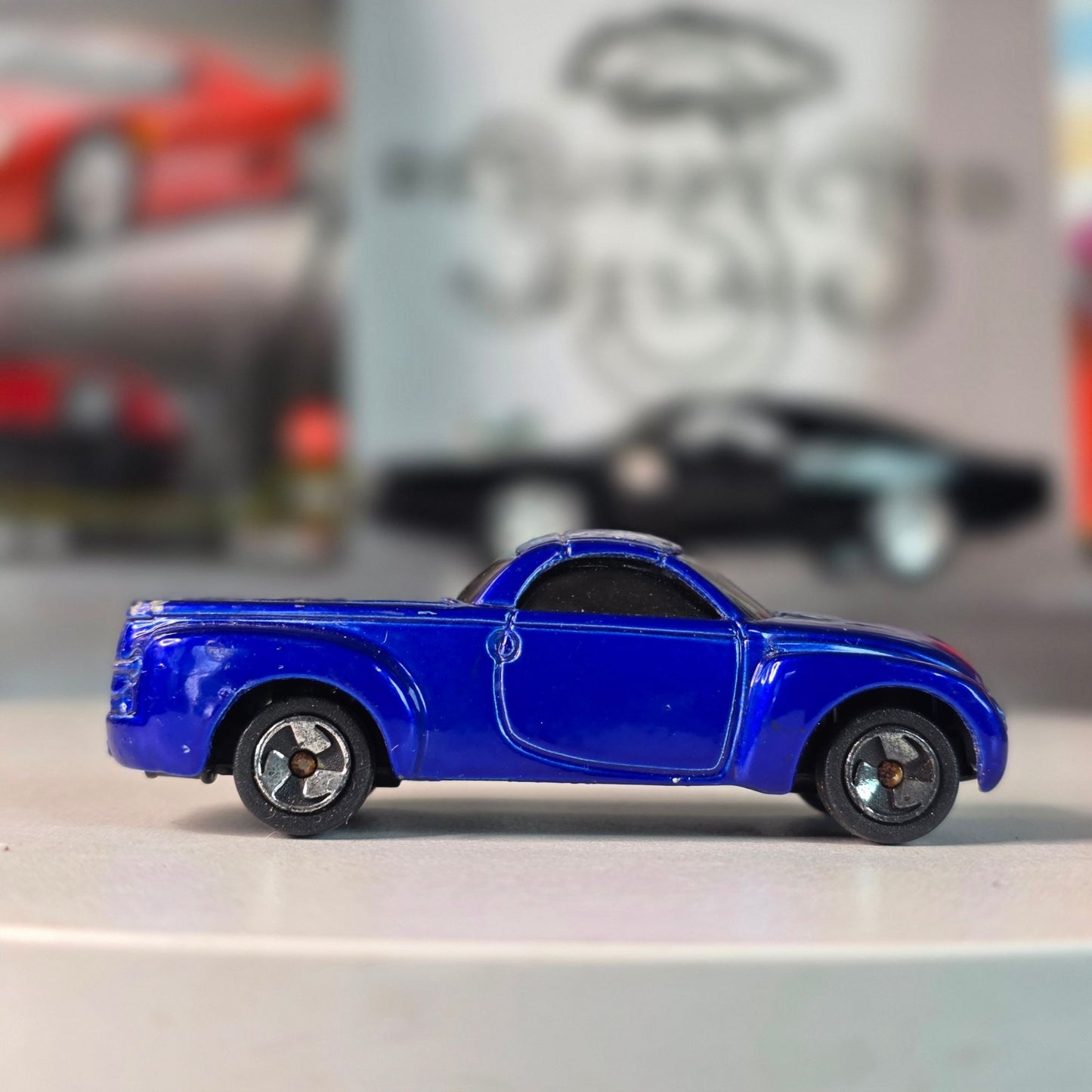 Maisto 2000 Chevrolet SSR Blue Pickup Truck Loose Diecast Made in China