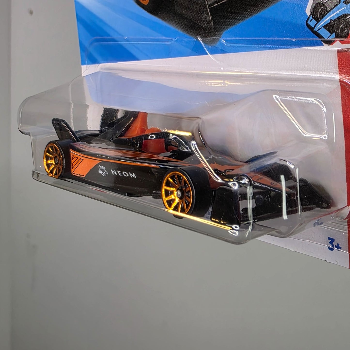 Hot Wheels McLaren Formula E Gen 3 NEOM Track Aces Die-Cast Car New In Box