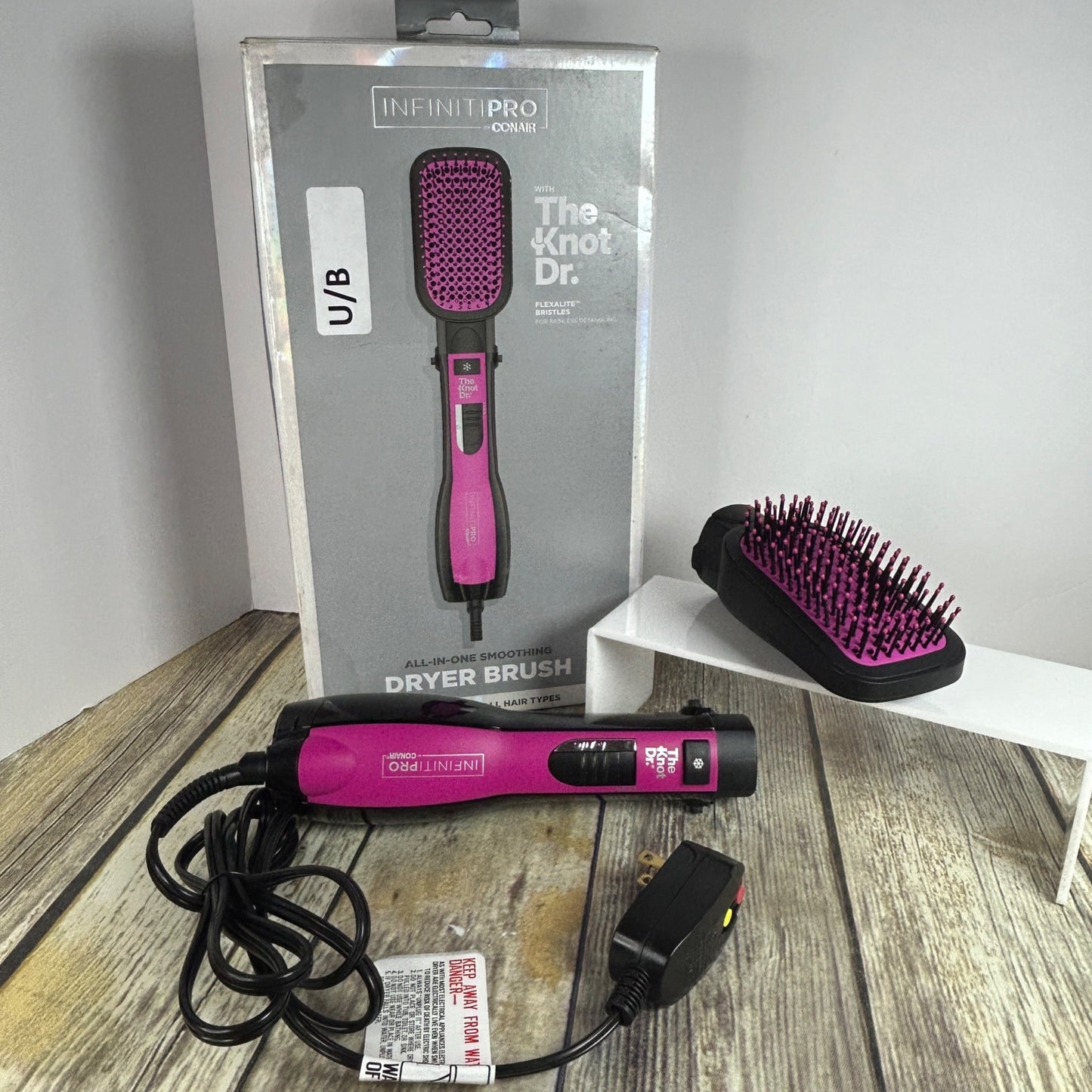 InfinitiPRO The Knot Dr. All-In-One Smoothing Dryer Brush