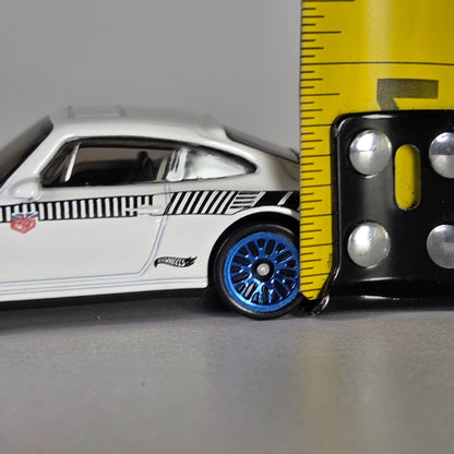 Hot Wheels 96 Porsche Carrera Die-Cast Car Model 1:64 Scale White/Blue/Yellow With Blue Rims Toy