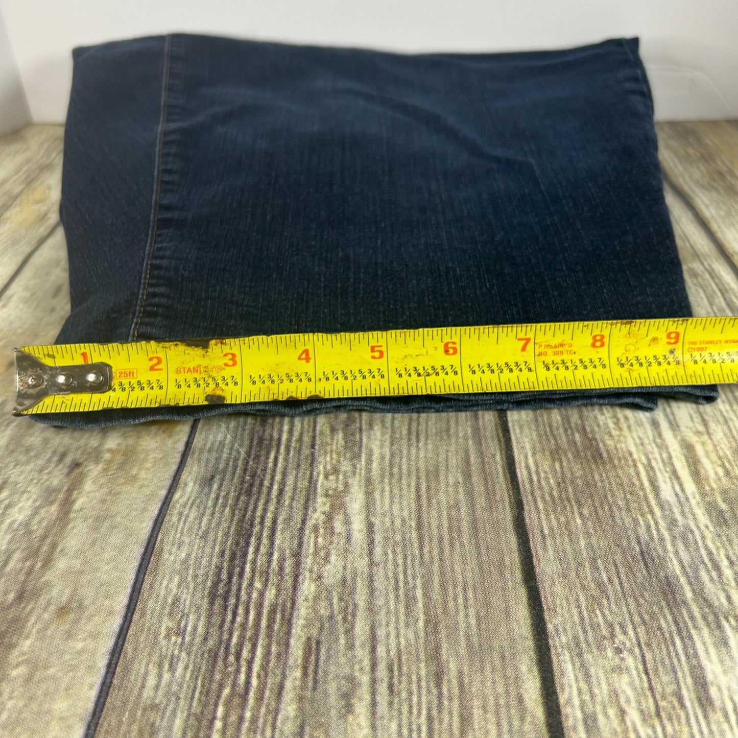 Democracy Womens Dark Wash Denim Shorts Size 16WP