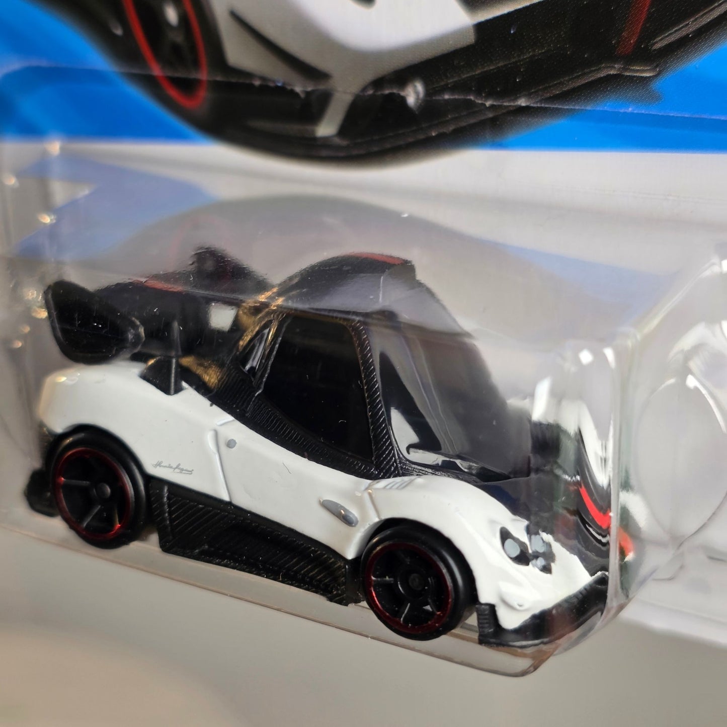 Hot Wheels Pagani Zonda Cinque Exotics Series Die-Cast Car 26/250 New For 2026