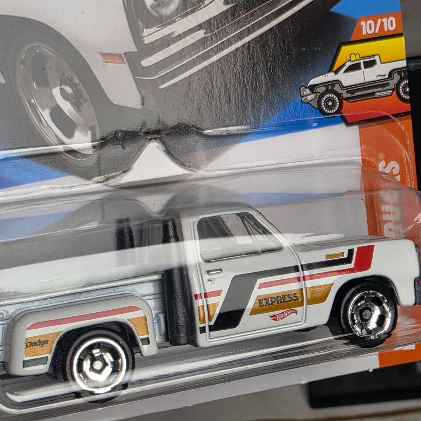 1978 Dodge Lil Red Express Truck Hot Wheels 173/250 White W/ Red Gold Stripes 1:64 Diecast Model Collectible