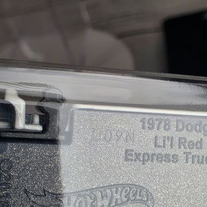 1978 Dodge Lil Red Express Truck Hot Wheels 173/250 White W/ Red Gold Stripes 1:64 Diecast Model Collectible