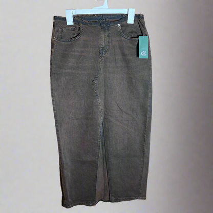 NWT New Women's Wild Fable Denim Skirt 6