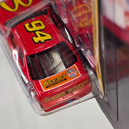 Hot Wheels Pro Racing 1997 Bill Elliott Die-Cast Car