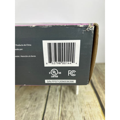 Polaroid 7" Digital Picture Frame With Stand & Box