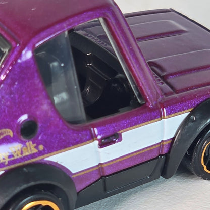 Hot Wheels Liberty Walk Nissan Skyline 2000GT-R LBWK