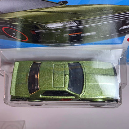 Hot Wheels Nissan Skyline RS KDR30 Die-Cast 1:64 Scale Green Collectible Car