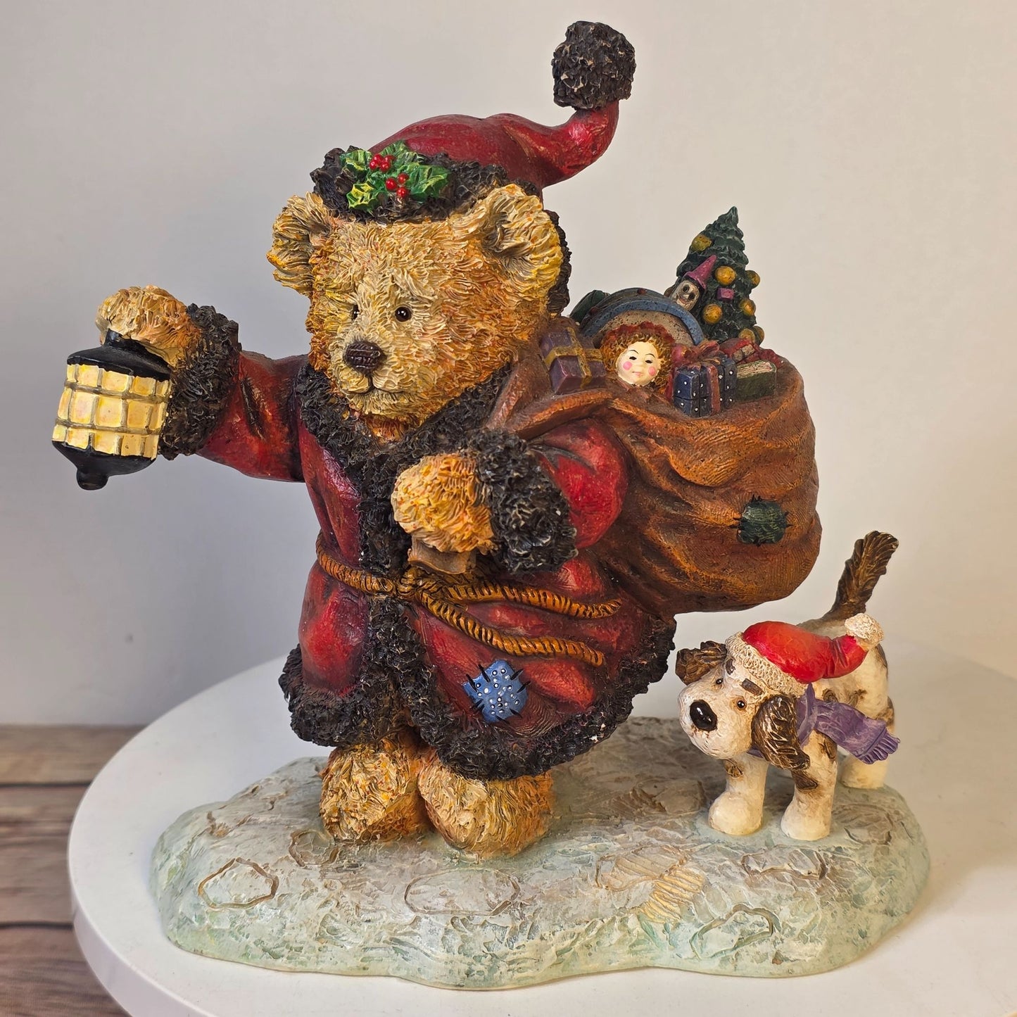"Santa Bear" 1st Edition Figurine Stewart Sherwood 1999 Old Glory Cedric & Friends Holiday Collectible Decor SN #11