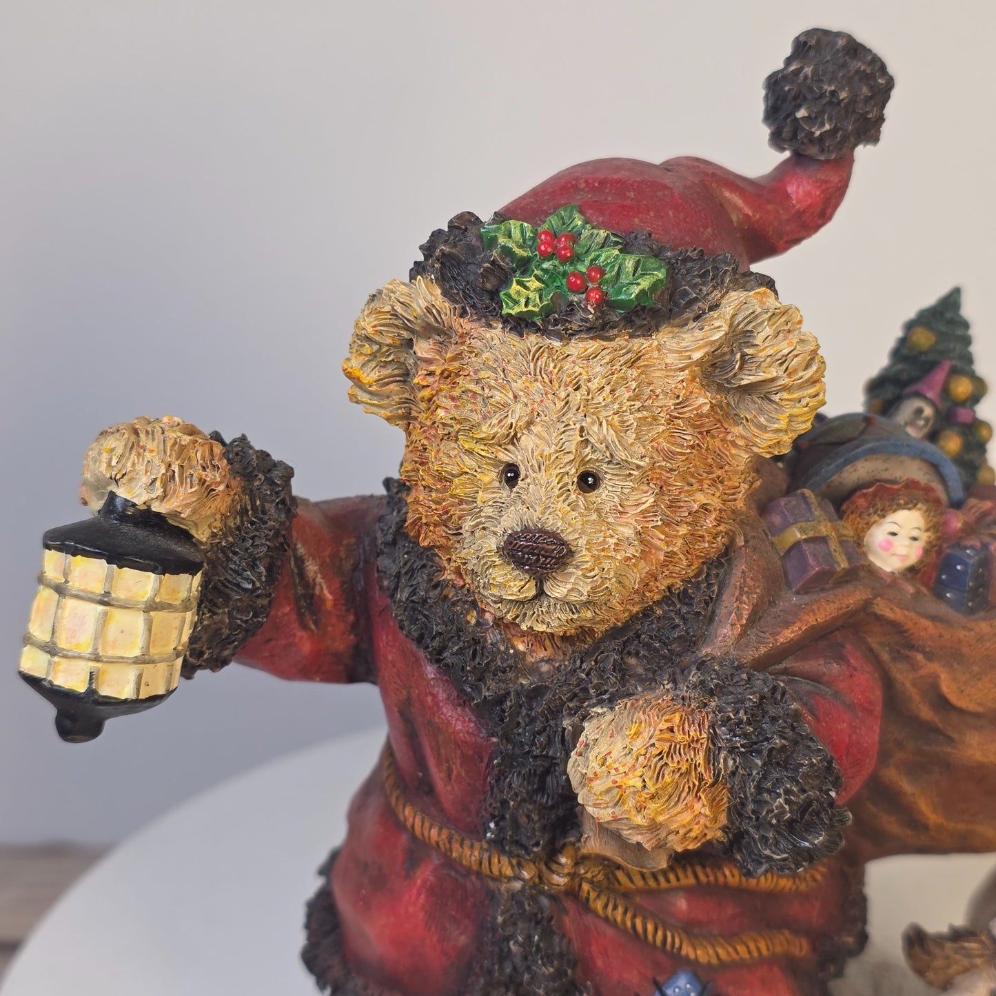 "Santa Bear" 1st Edition Figurine Stewart Sherwood 1999 Old Glory Cedric & Friends Holiday Collectible Decor SN #11