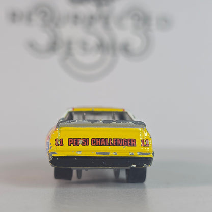 Vintage 1998 JL Pepsi Challenger #11 Darrell Waltrip Loose Wear