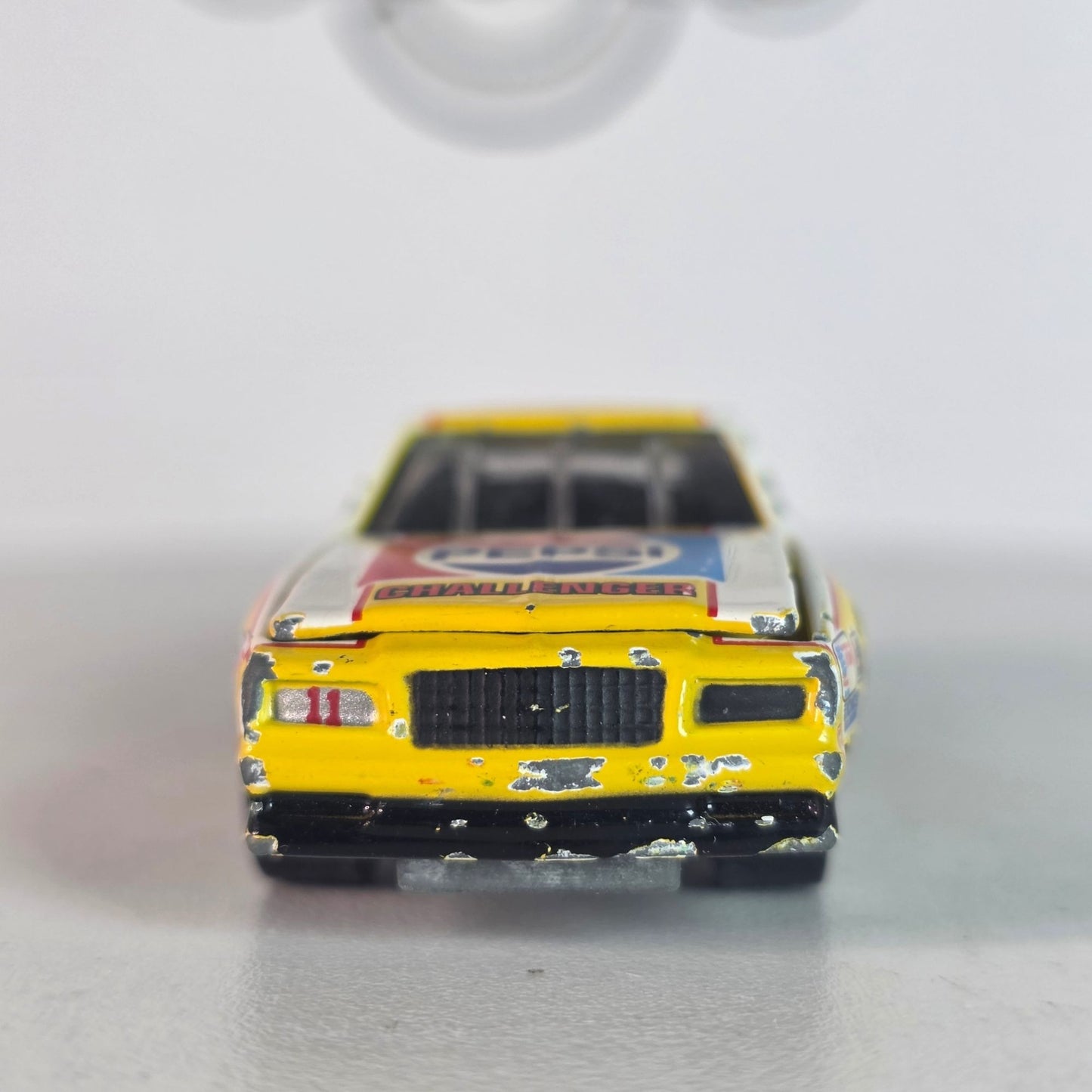 Vintage 1998 JL Pepsi Challenger #11 Darrell Waltrip Loose Wear