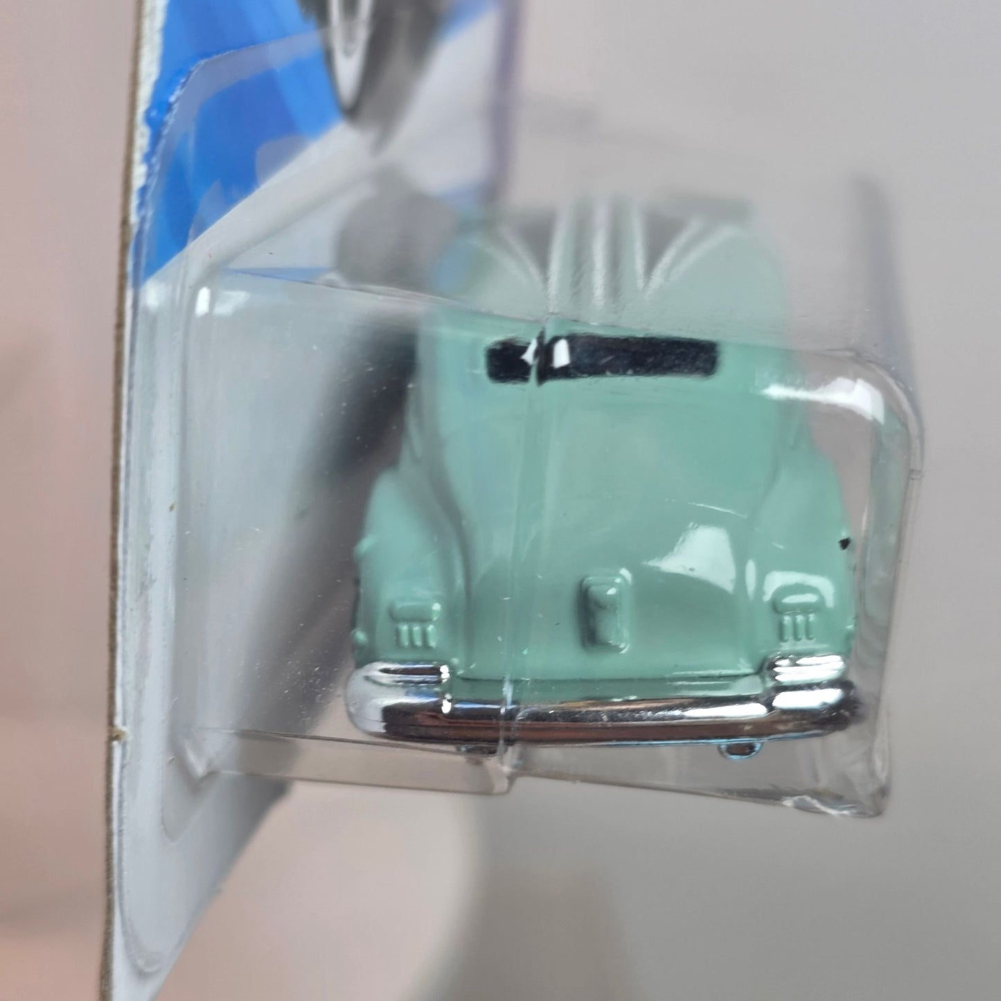 Hot Wheels 47 Chevy Fleetline Mint Green
