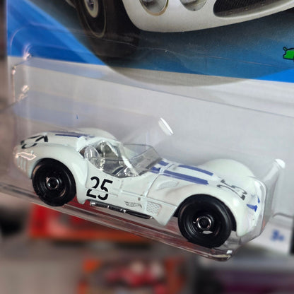 Hot Wheels 2026 Maserati Tipo 61 White HW Starting Grid 9/10 123/250 MOC New