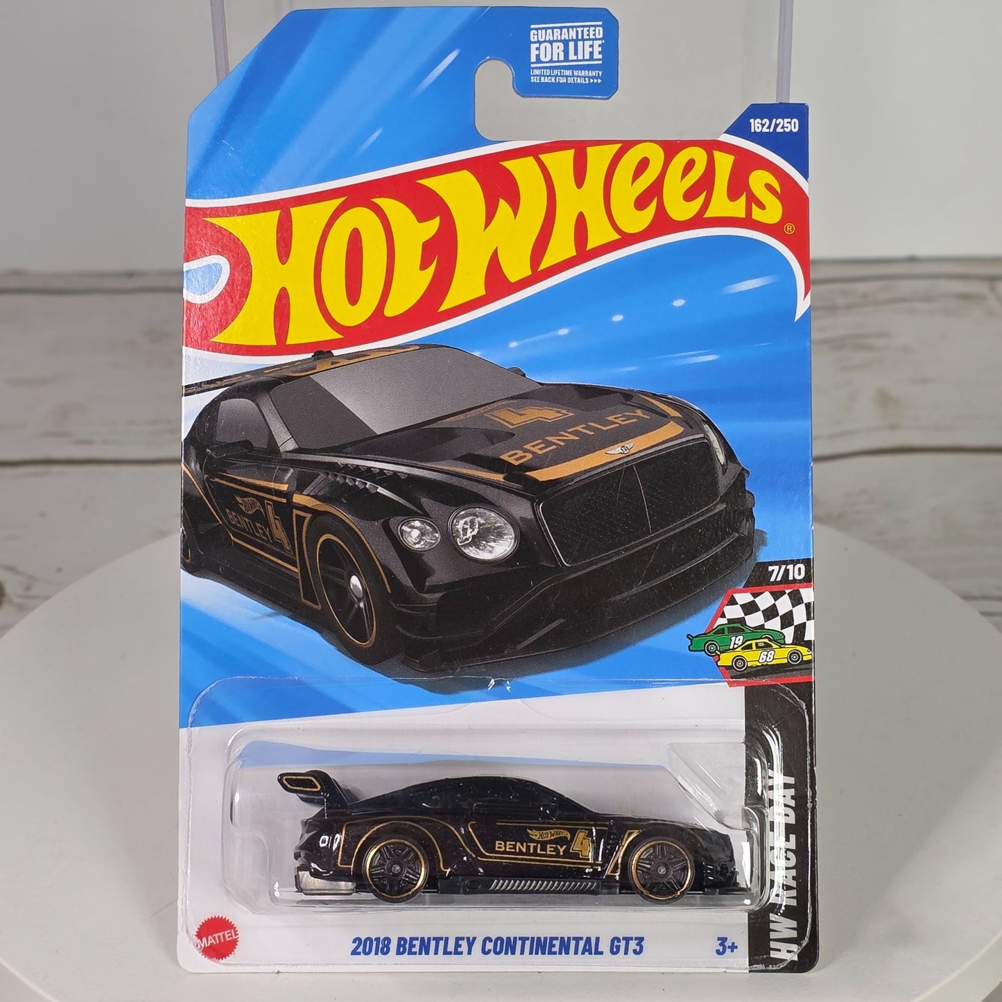 Hot Wheels 2018 Bentley Continental GT3 Die-Cast Car