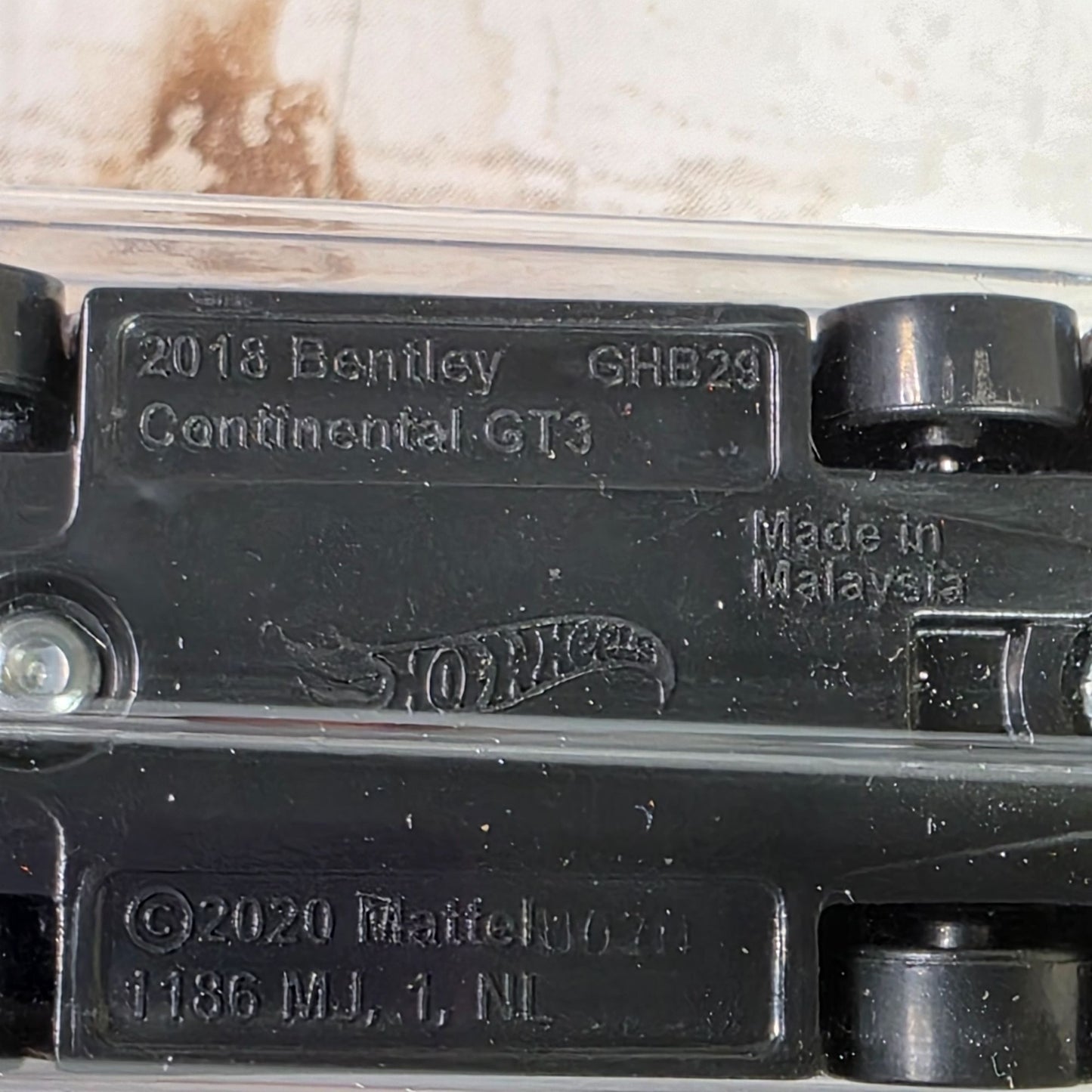 Hot Wheels 2018 Bentley Continental GT3 Die-Cast Car