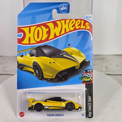 Hot Wheels Pagani Zonda R Die-Cast Car Yellow & Black HW Race Day Series 99/250 Limited Edition Model
