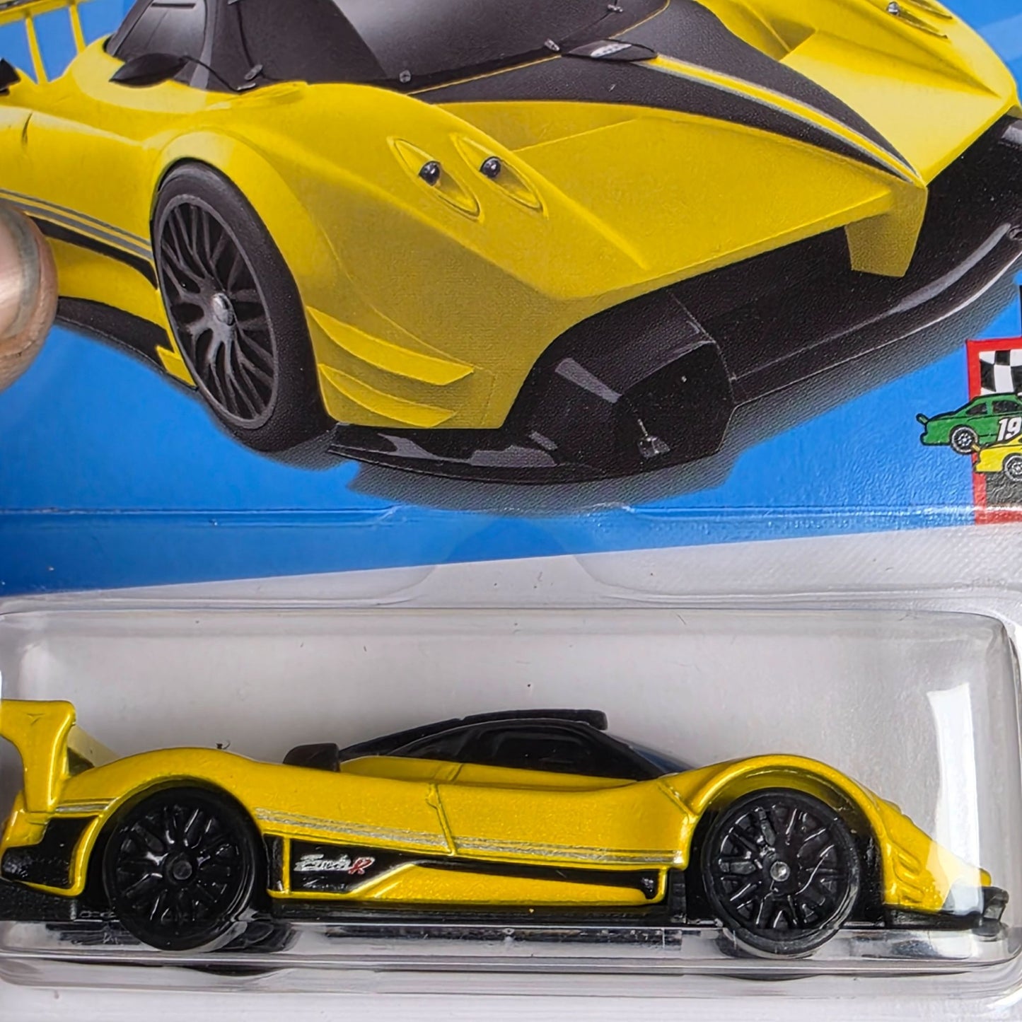 Hot Wheels Pagani Zonda R Die-Cast Car Yellow & Black HW Race Day Series 99/250 Limited Edition Model