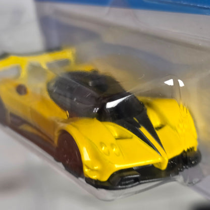 Hot Wheels Pagani Zonda R Die-Cast Car Yellow & Black HW Race Day Series 99/250 Limited Edition Model
