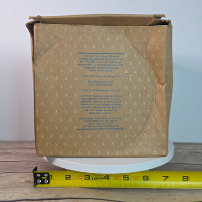 Avon Merry Kissmas Musical Christmas Bell Wreath Ornament