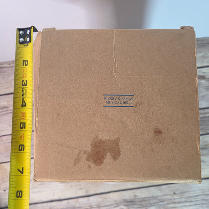 Avon Merry Kissmas Musical Christmas Bell Wreath Ornament