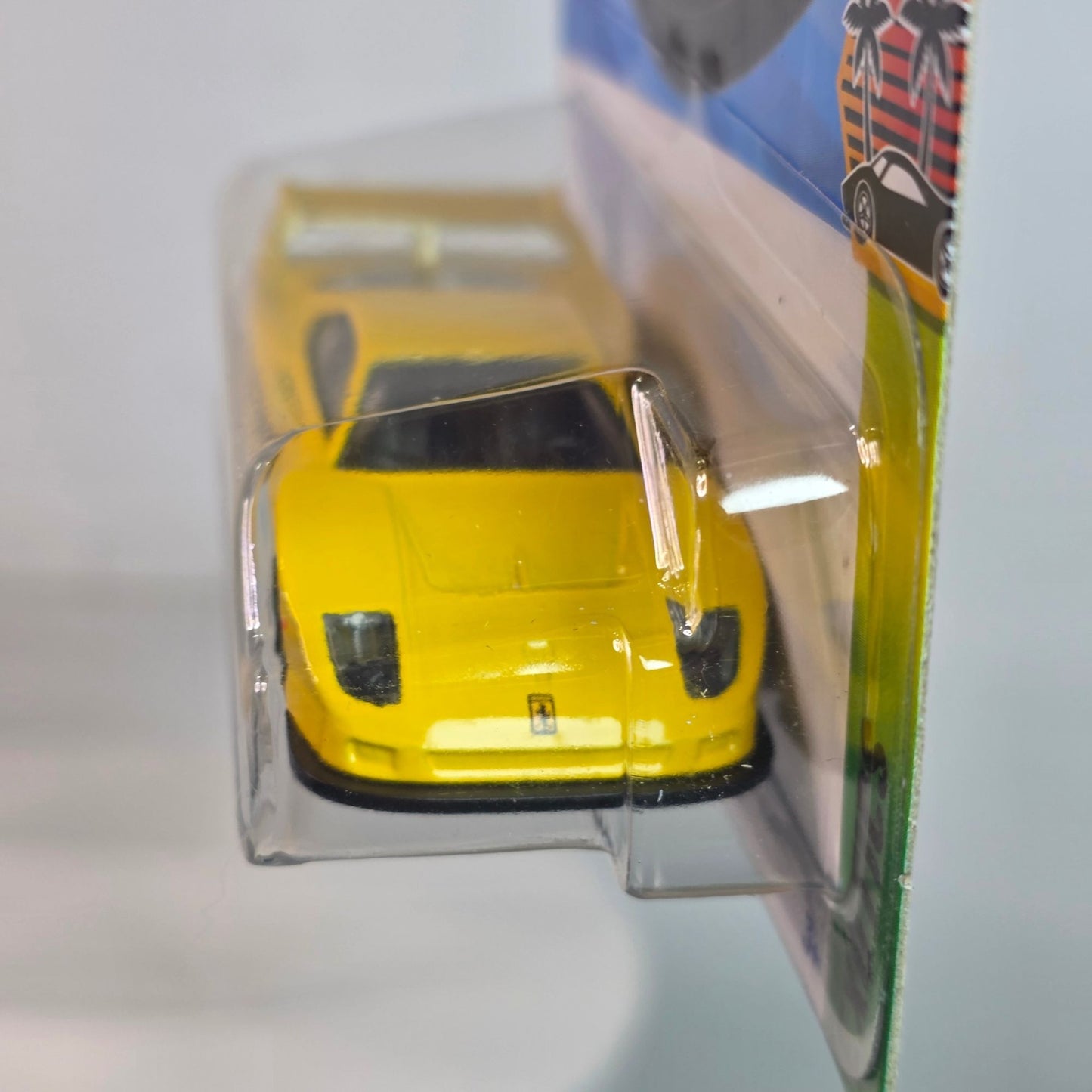 NEW 2025 Hot Wheels Ferrari F40 Competizione 198/250 EXOTICS 4/5 YELLOW