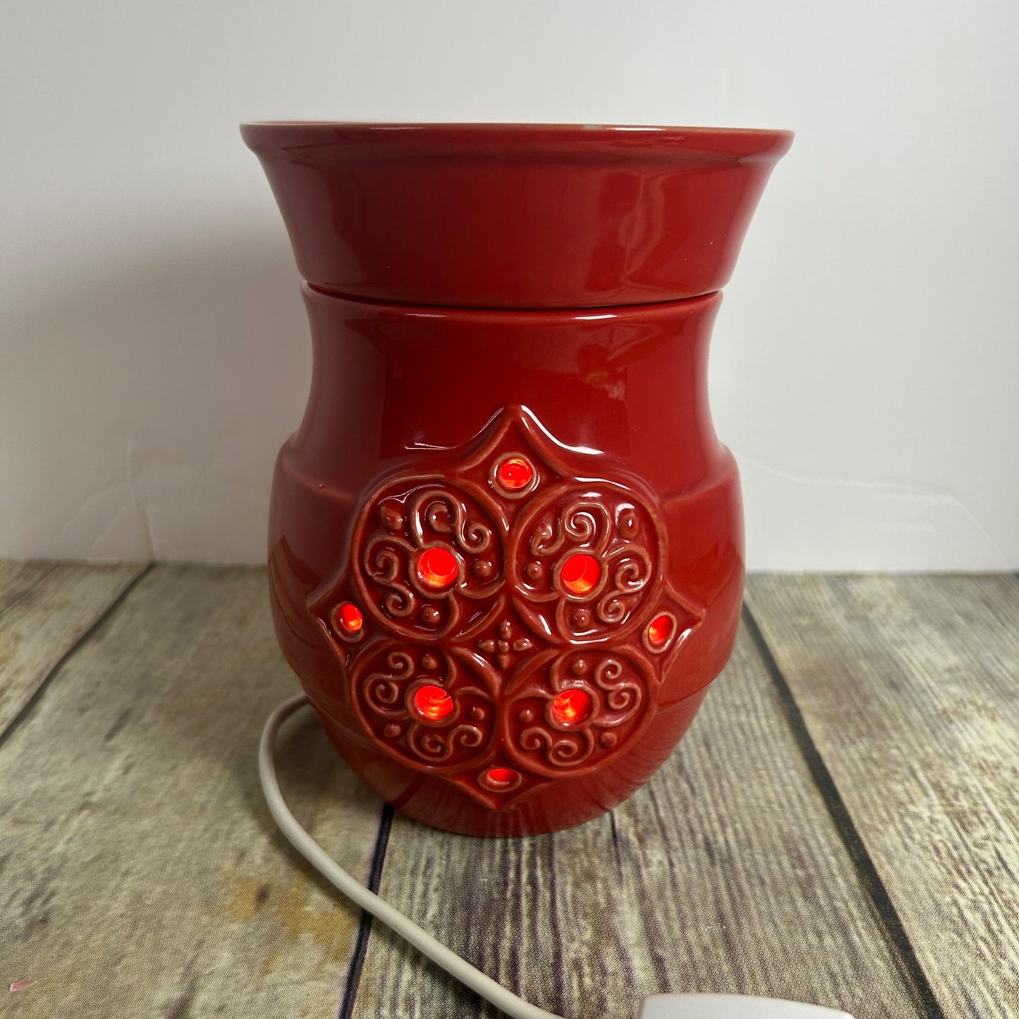 Joy Mangano Forever Fragrant Oil Wax Warmer Vase Orange