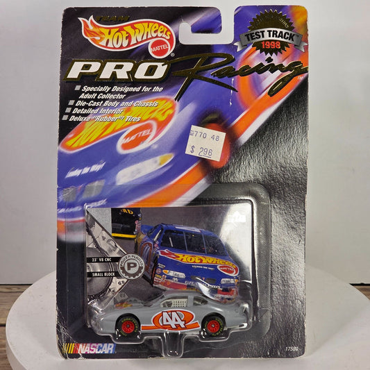 Hot Wheels NASCAR Pro Racing Kyle Petty Die-Cast Car 1998