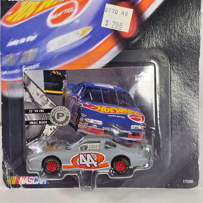 Hot Wheels NASCAR Pro Racing Kyle Petty Die-Cast Car 1998