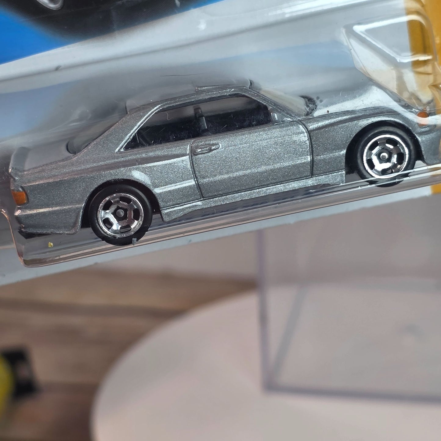 Hot Wheels 89 Mercedes-Benz 560 SEC AMG Die-Cast Car